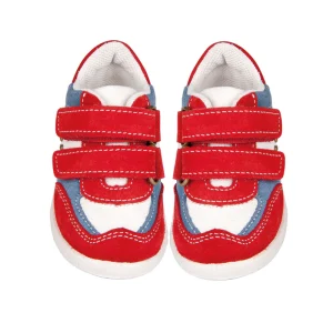 Scarpina con borchie e chiusura in velcro