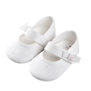 Prima scarpina in tela sangallo