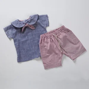 Camicia in tela di cotone effetto lino e Bermuda in tela di cotone con tasconi e laccetto