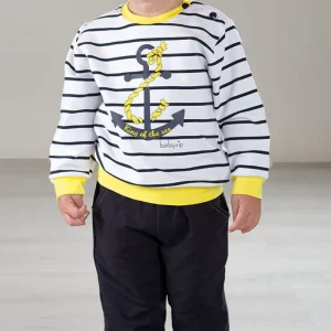 Completo in felpina rigata con stampa bordi in contrasto e pantalone con tasche e polsi sul fondo