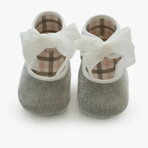 Scarpina neonata con fiocco